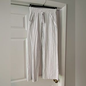 Sienna Sky pants size small